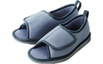 竹虎転倒予防シューズ